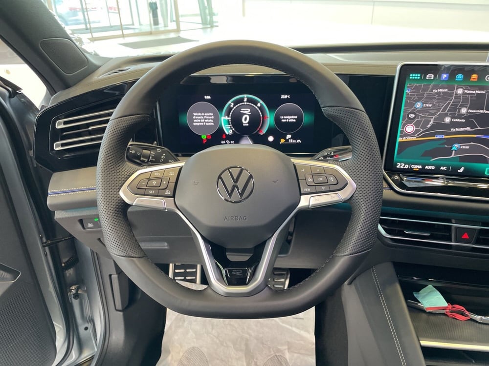 Volkswagen Tiguan nuova a Varese (14)