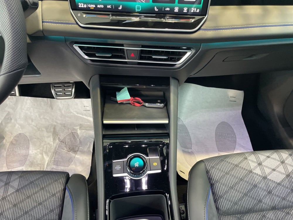 Volkswagen Tiguan nuova a Varese (15)