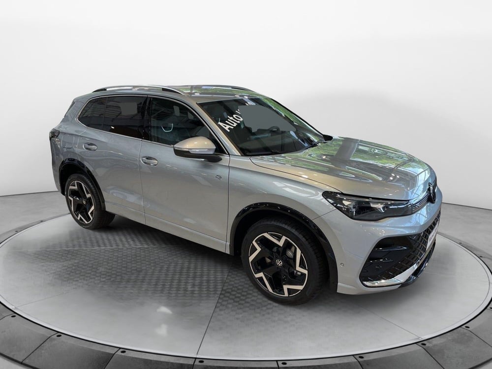 Volkswagen Tiguan nuova a Varese (3)