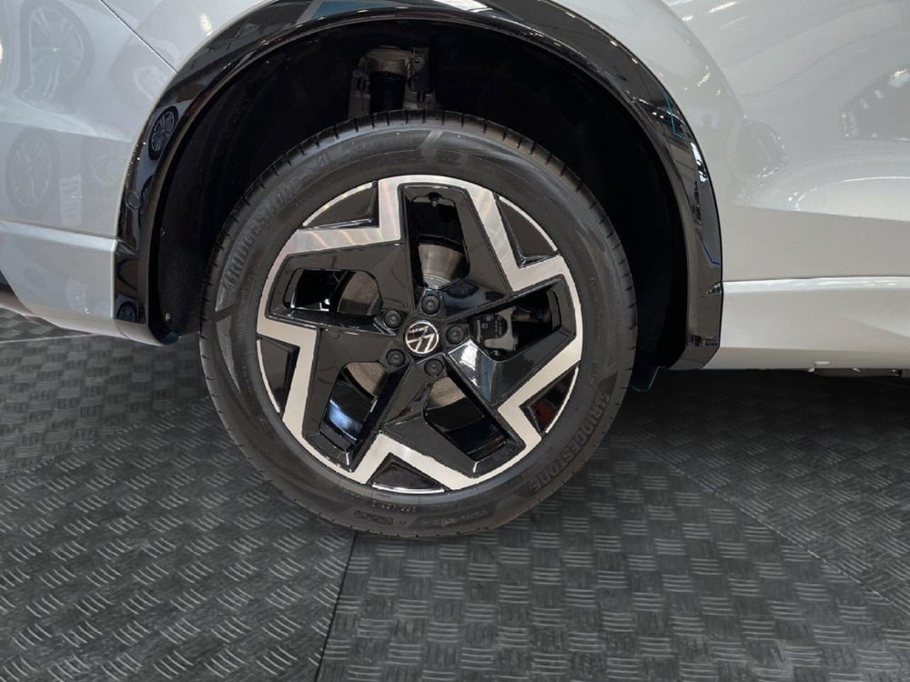 Volkswagen Tiguan nuova a Varese (7)