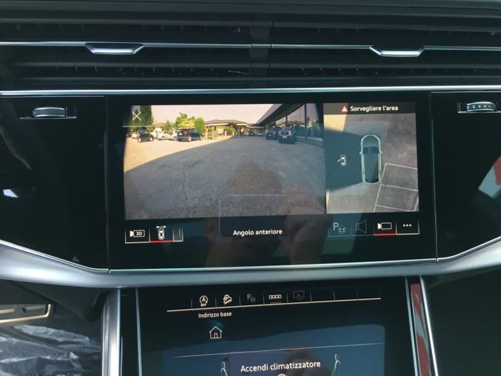 Audi Q8 nuova a Cuneo (17)
