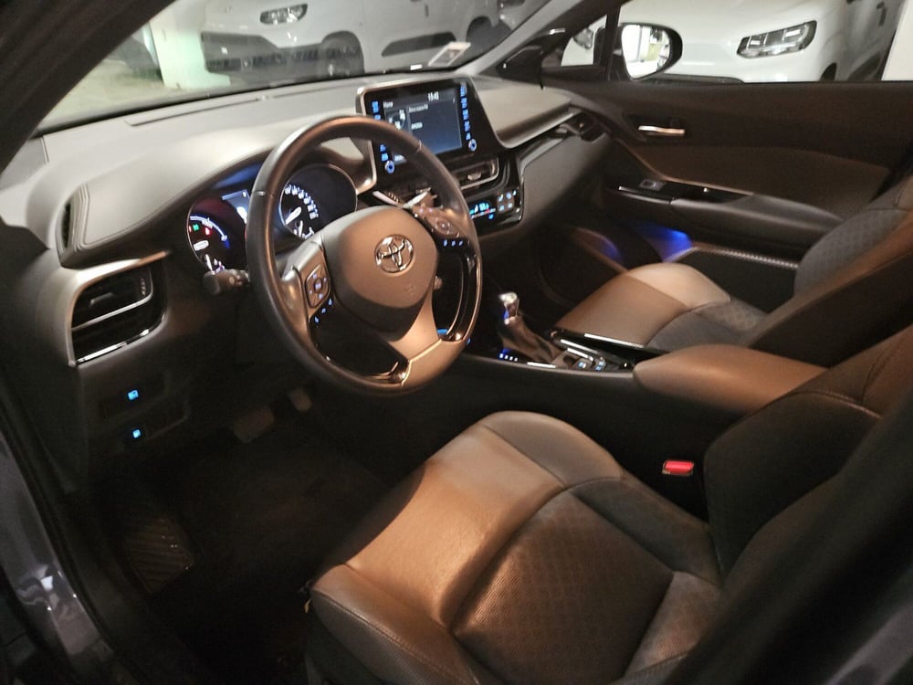 Toyota Toyota C-HR usata a Vicenza (7)