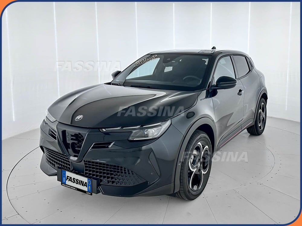 Alfa Romeo Junior nuova a Milano (3)