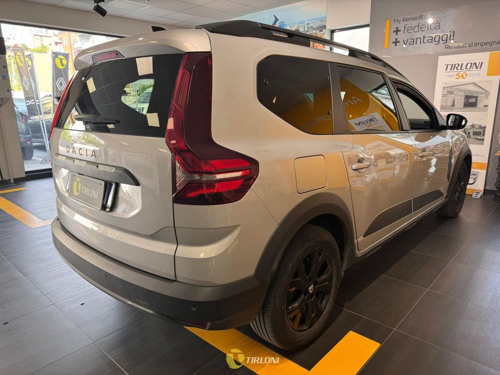Dacia Jogger usata a Milano (4)
