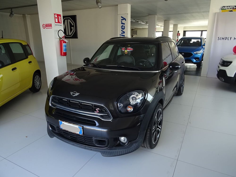 MINI Mini Countryman usata a Lucca