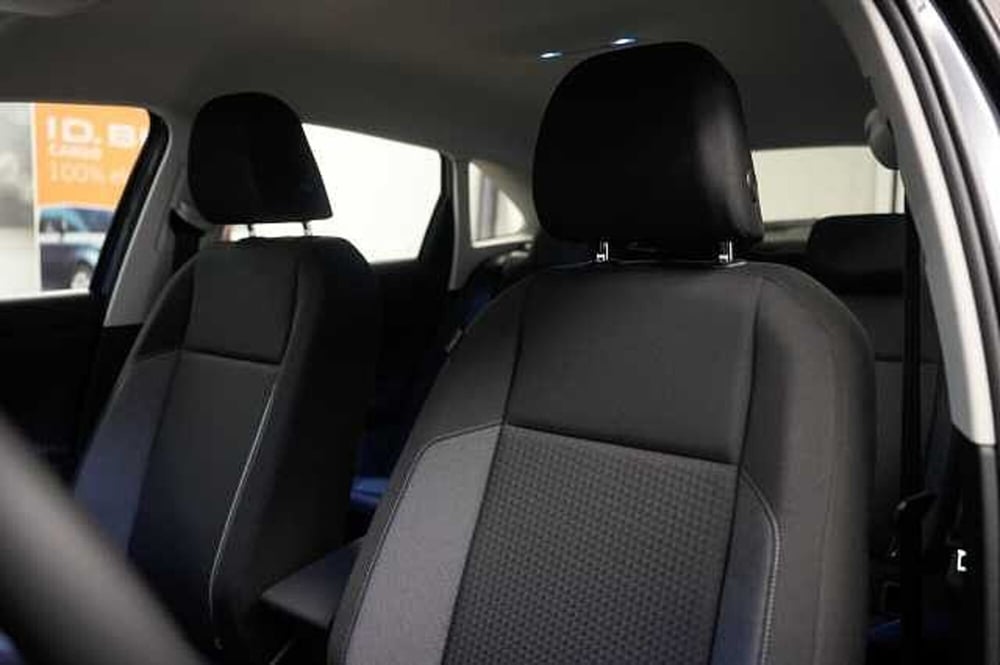 Volkswagen Taigo nuova a Rovigo (7)