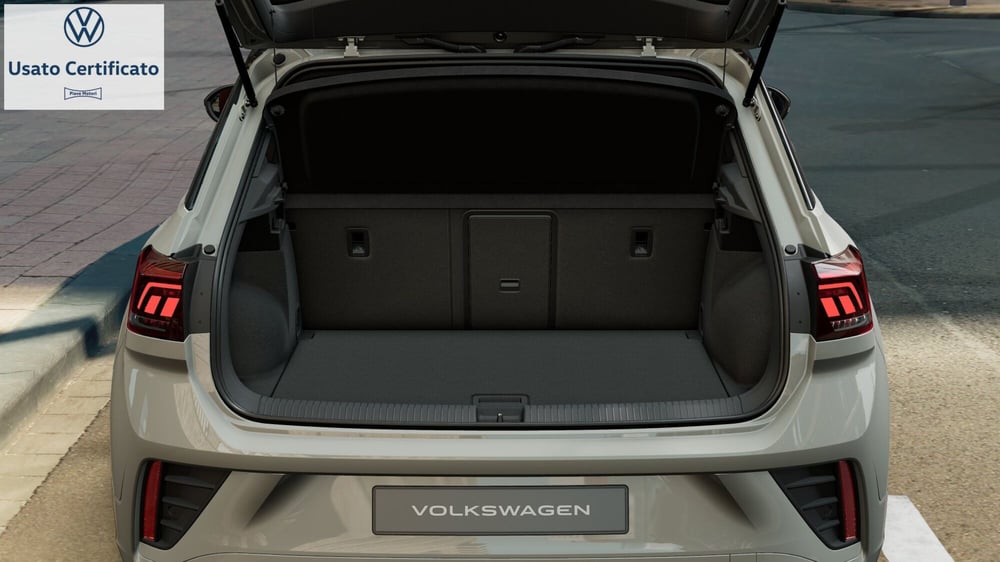 Volkswagen T-Roc nuova a Genova (7)