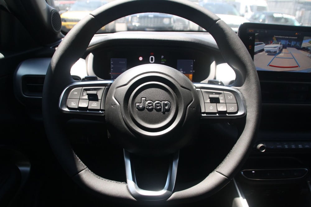Jeep Avenger nuova a Catania (10)