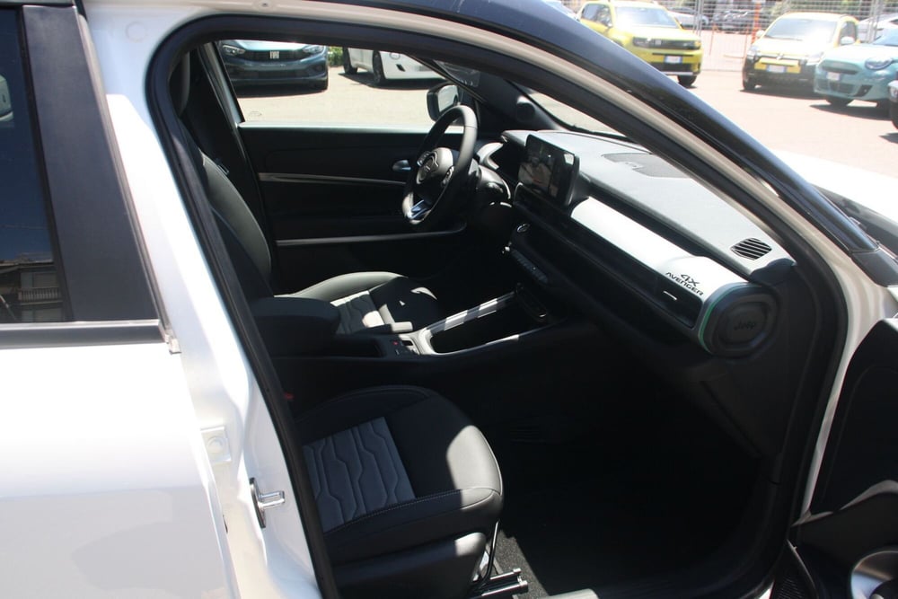Jeep Avenger nuova a Catania (20)