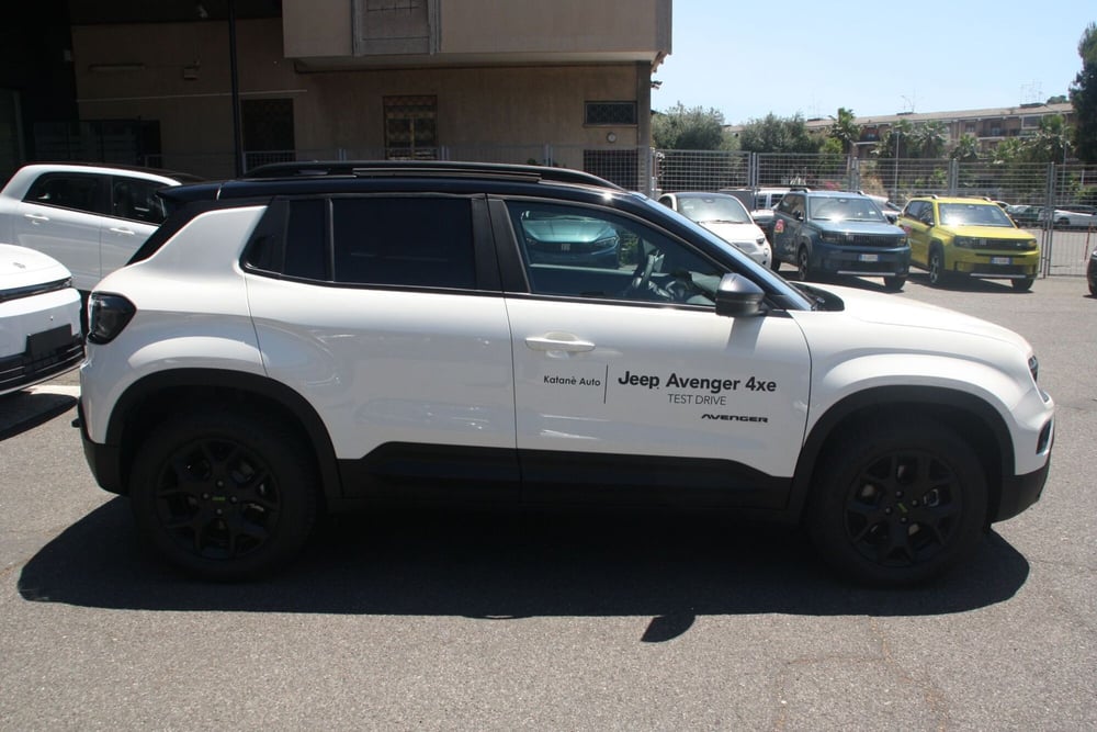 Jeep Avenger nuova a Catania (5)