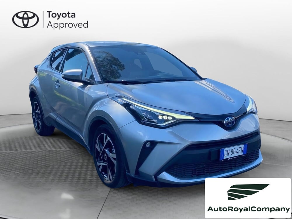 Toyota Toyota C-HR usata a Roma (12)