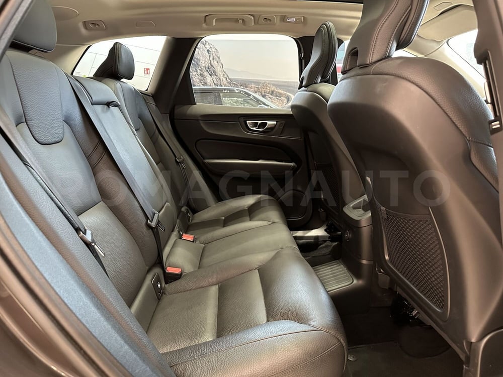 Volvo XC60 usata a Forlì-Cesena (16)