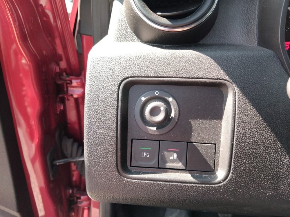 Dacia Duster usata a Roma (14)