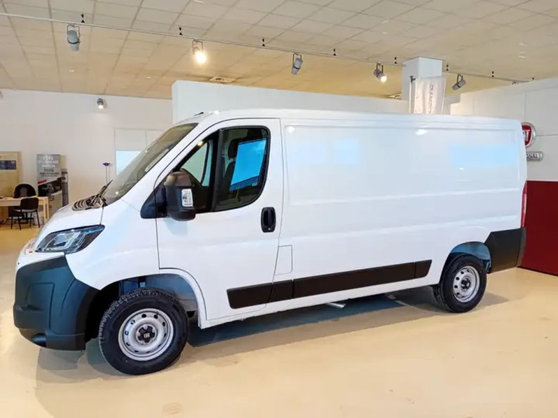 Fiat Ducato Furgone nuova a Milano (2)
