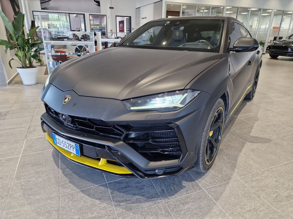 Lamborghini Urus usata a Firenze