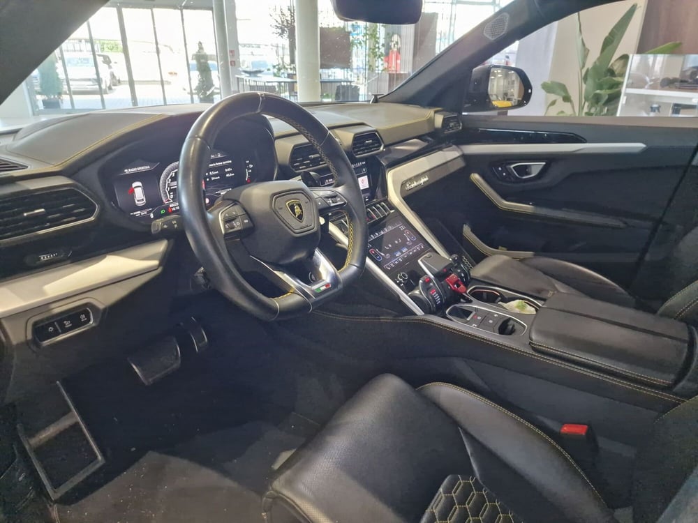 Lamborghini Urus usata a Firenze (9)