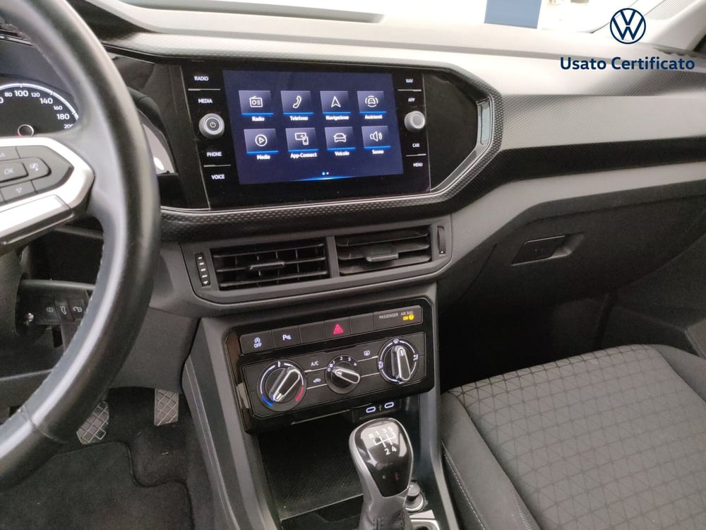 Volkswagen T-Cross usata a Varese (14)