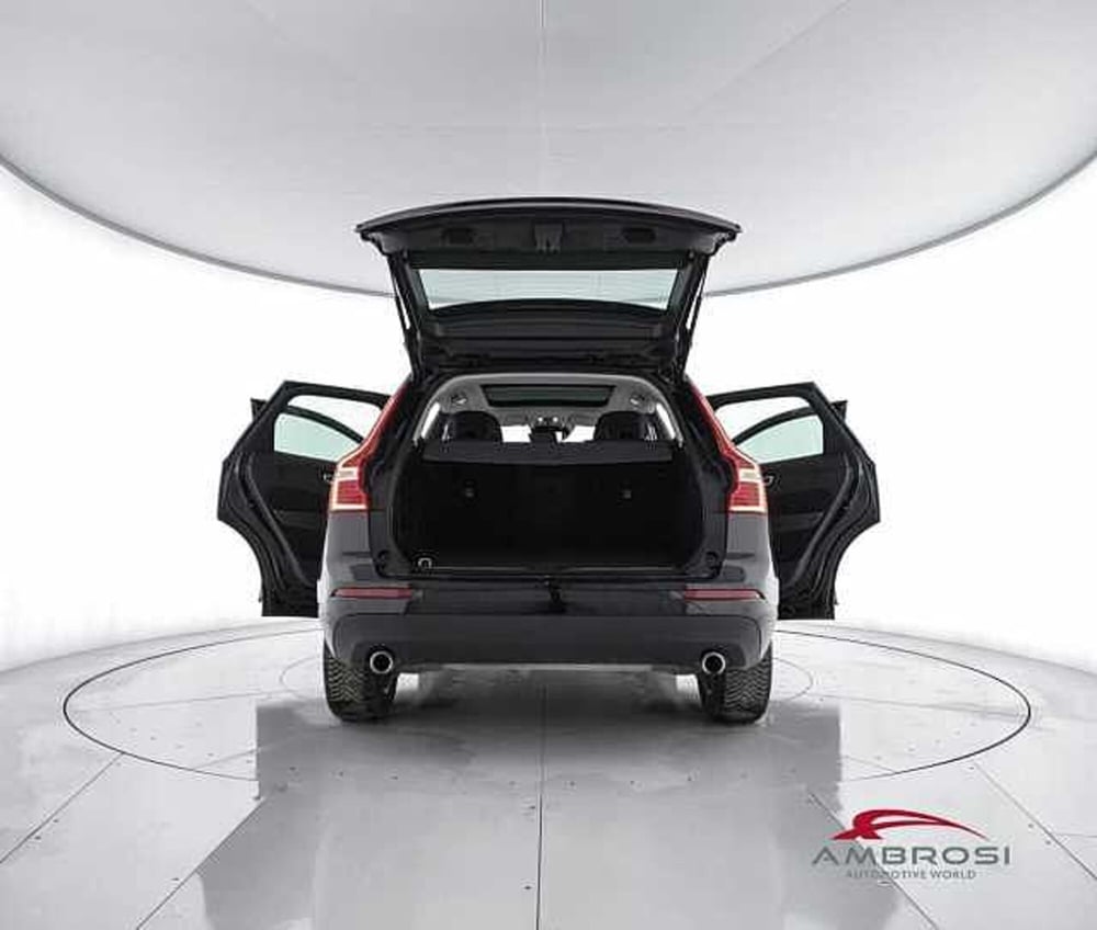 Volvo XC60 usata a Perugia (7)