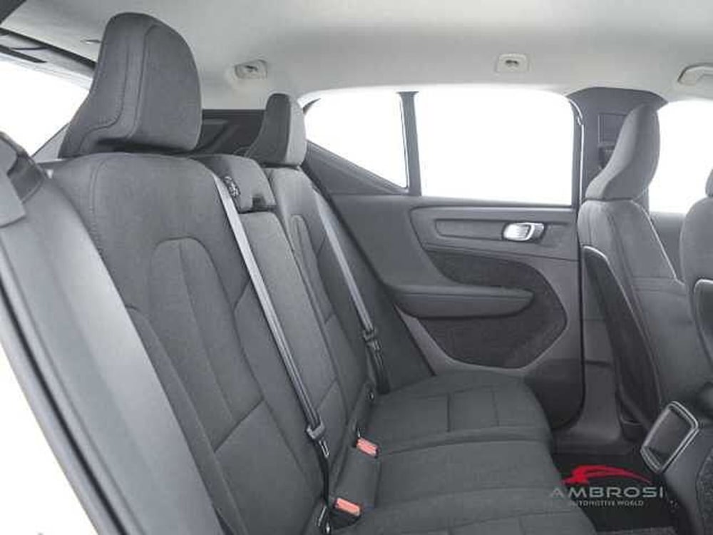 Volvo XC40 usata a Viterbo (11)