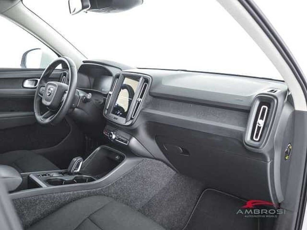 Volvo XC40 usata a Viterbo (12)