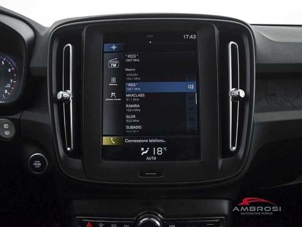 Volvo XC40 usata a Viterbo (14)