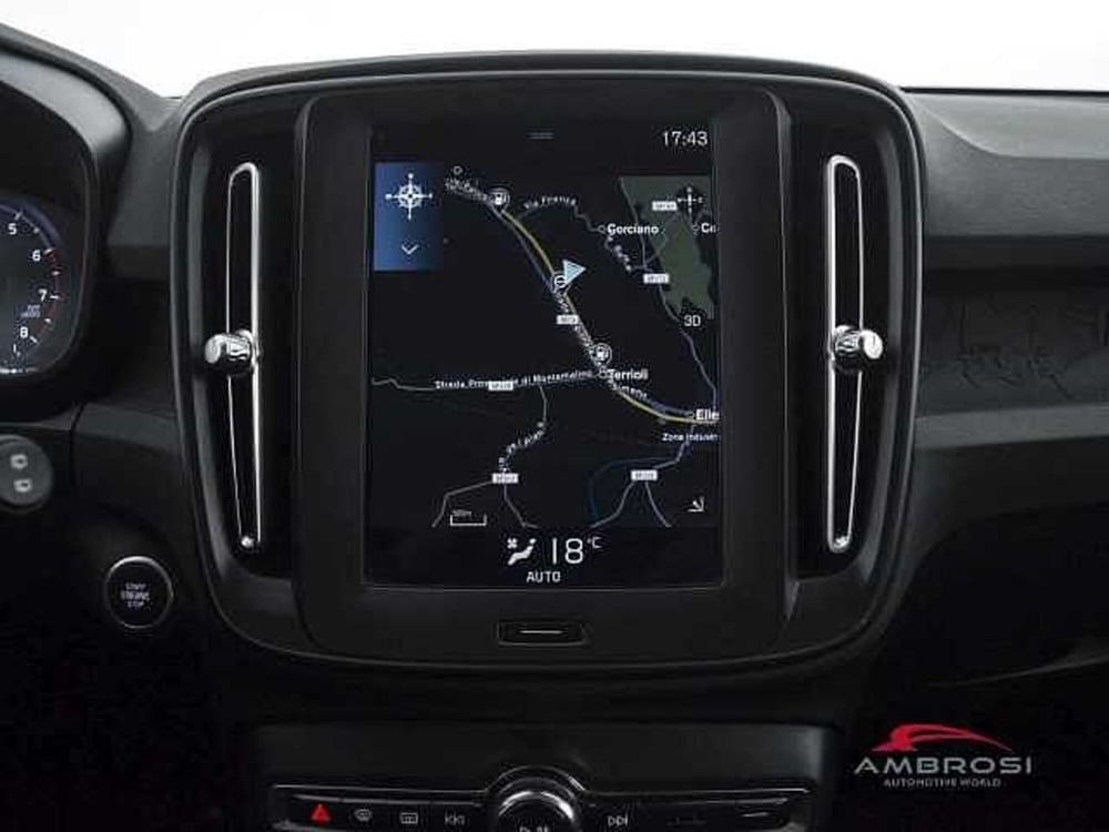 Volvo XC40 usata a Viterbo (15)
