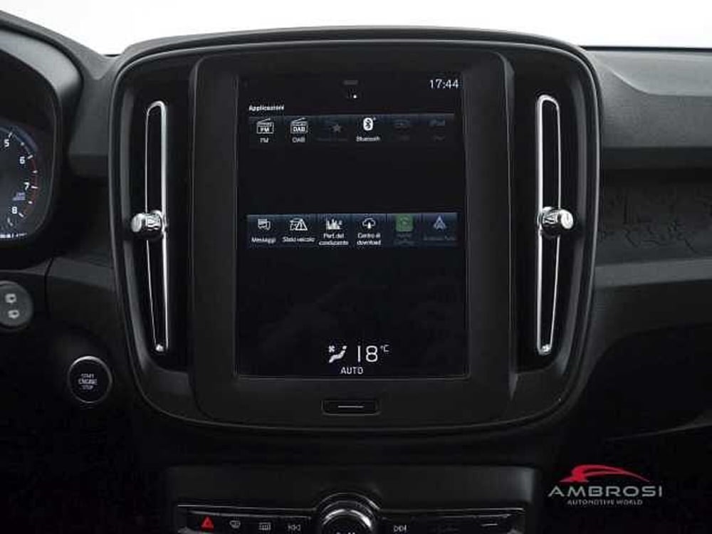 Volvo XC40 usata a Viterbo (18)