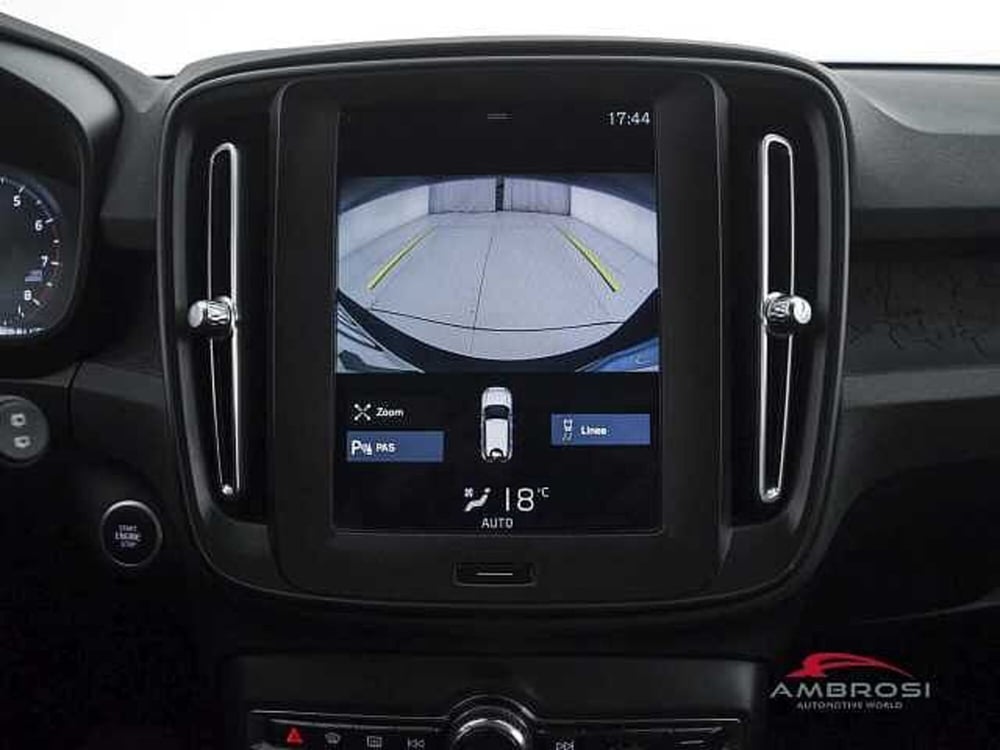 Volvo XC40 usata a Viterbo (19)