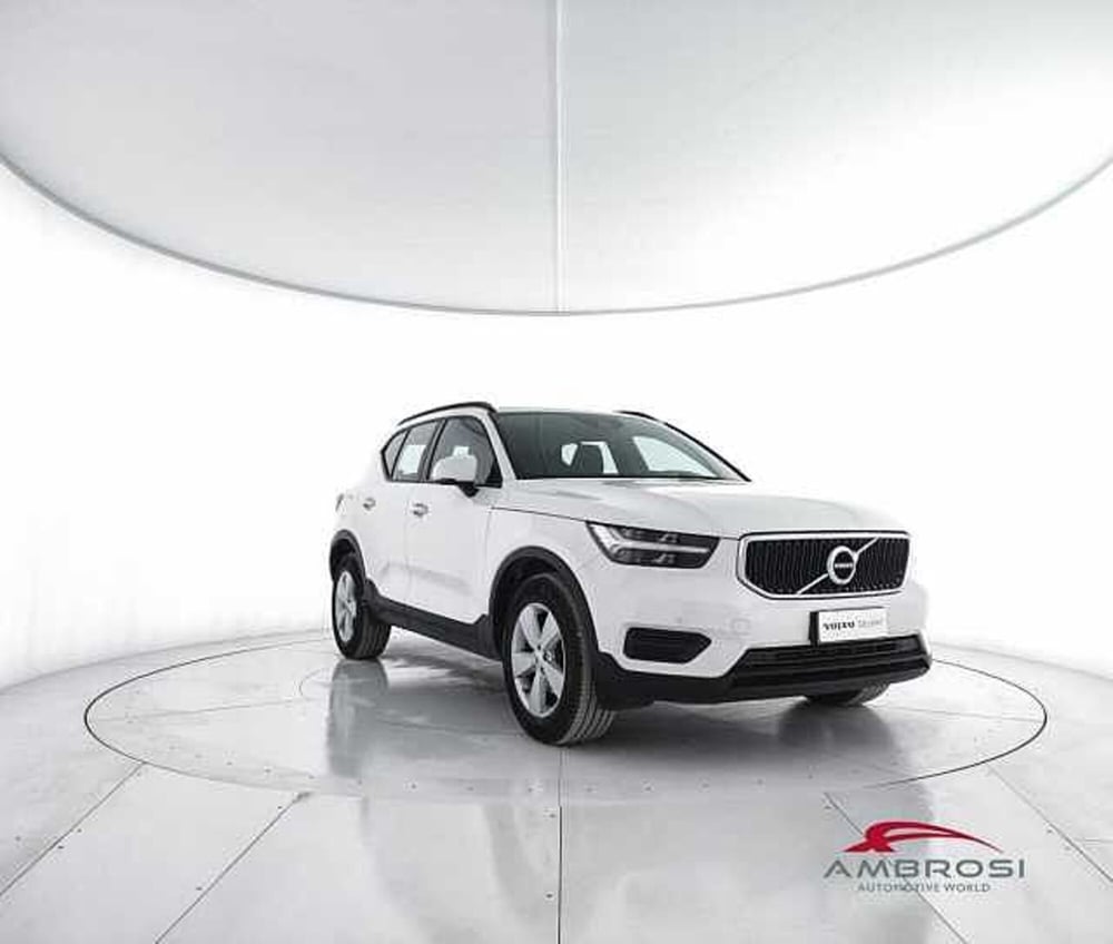Volvo XC40 usata a Viterbo (2)
