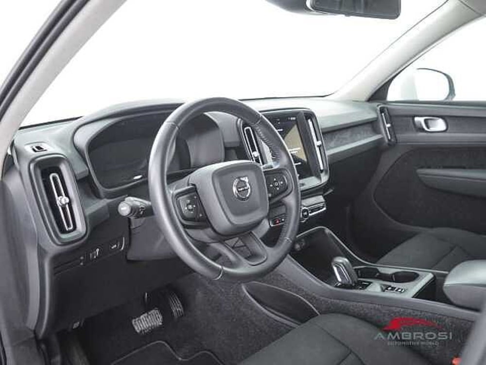 Volvo XC40 usata a Viterbo (8)