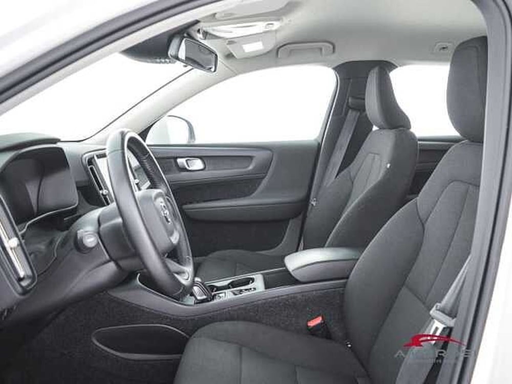 Volvo XC40 usata a Viterbo (9)