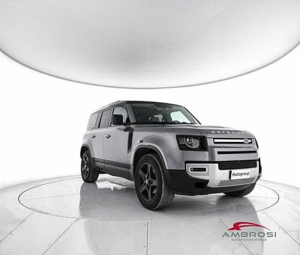 Land Rover Defender usata a Viterbo (2)