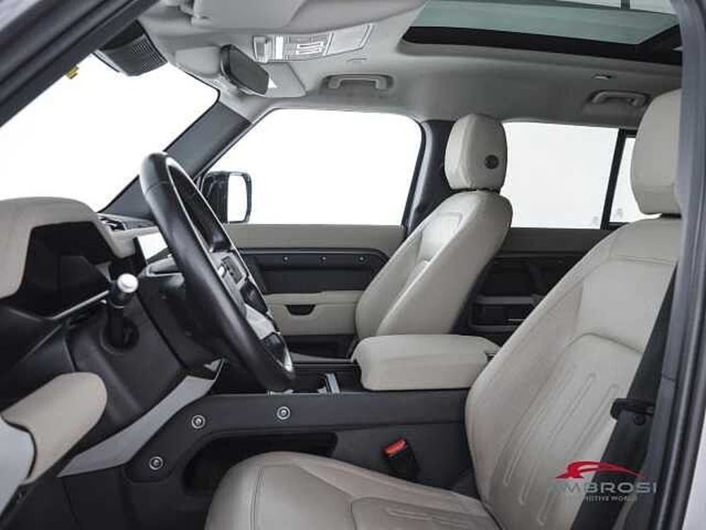 Land Rover Defender usata a Viterbo (9)