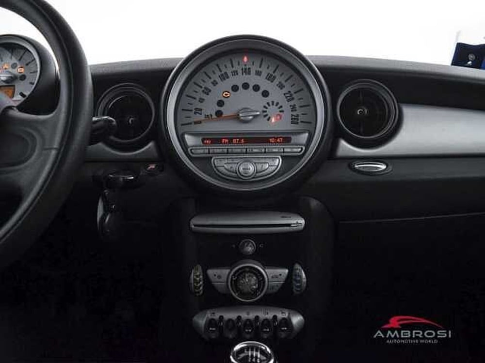 MINI Mini usata a Viterbo (17)