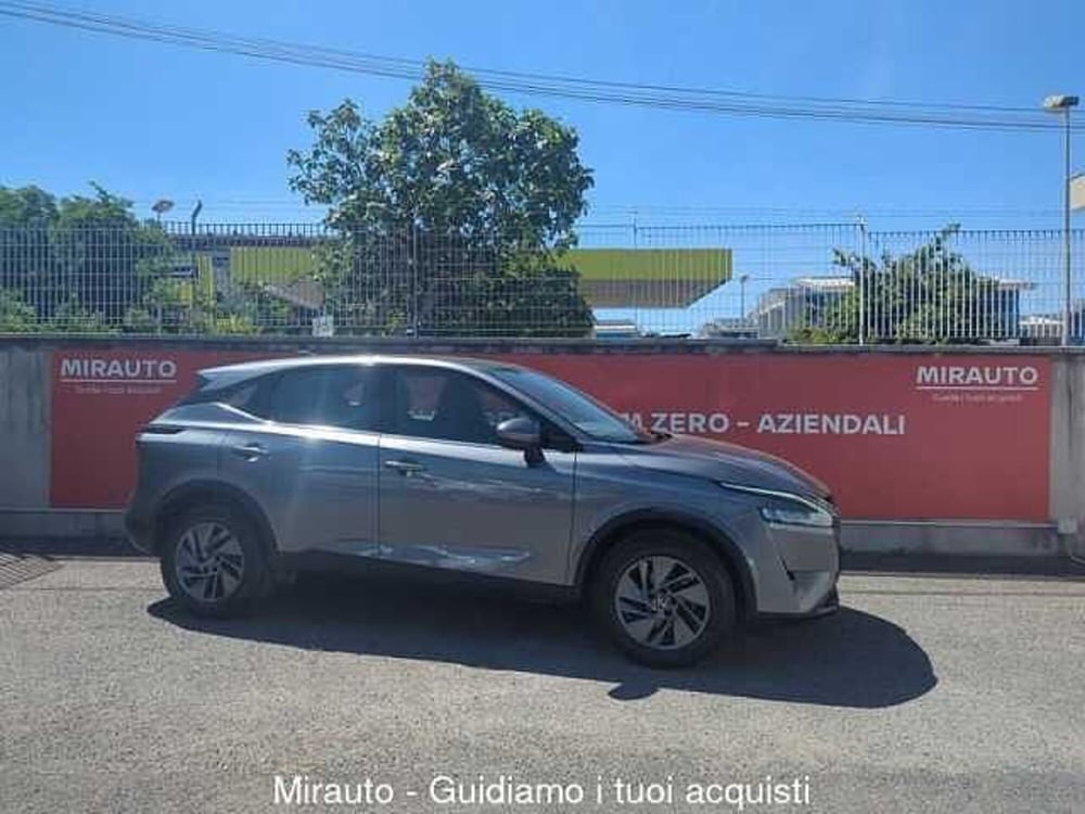 Nissan Qashqai usata a Roma