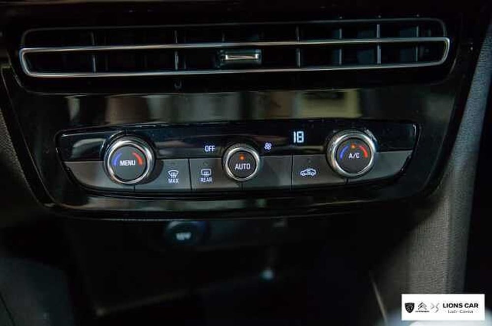 Opel Mokka nuova a Lodi (19)