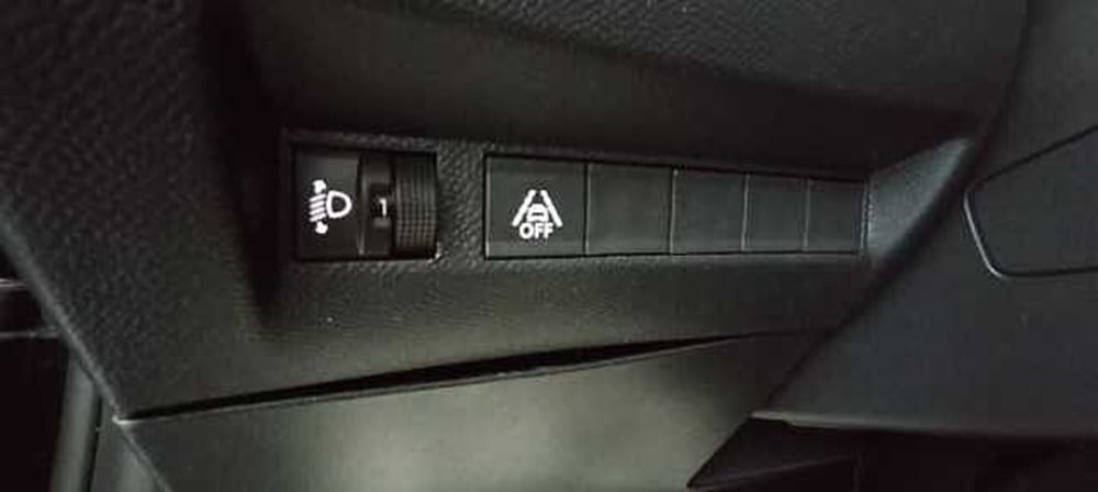Peugeot 208 usata a Viterbo (9)