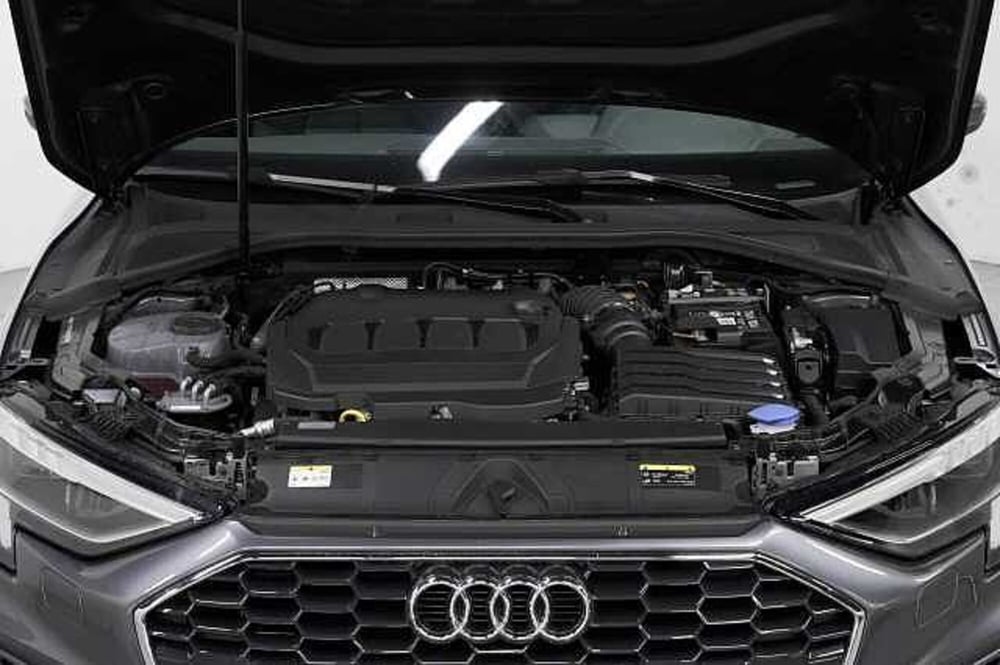 Audi A3 Sportback usata a Como (11)