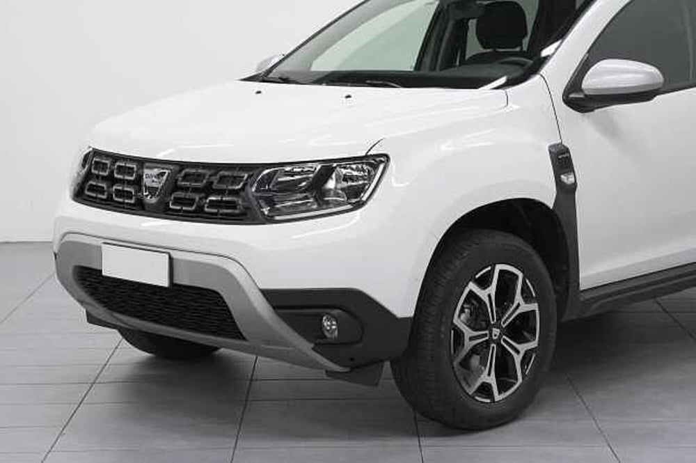 Dacia Duster usata a Como (12)