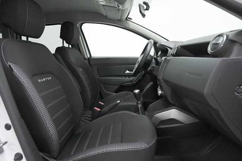 Dacia Duster usata a Como (7)
