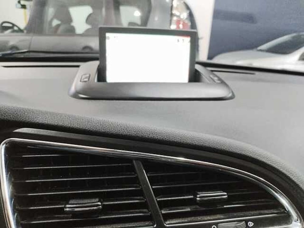 Peugeot 5008 usata a Lecce (10)