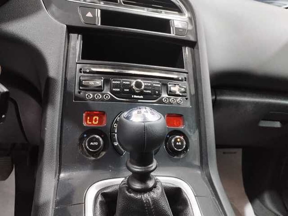 Peugeot 5008 usata a Lecce (11)