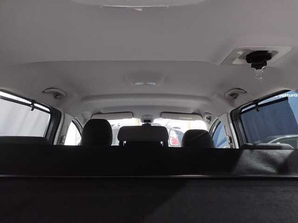 Peugeot 5008 usata a Lecce (18)
