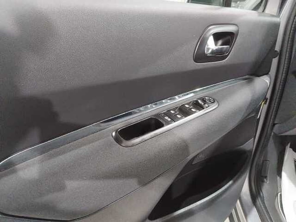 Peugeot 5008 usata a Lecce (5)