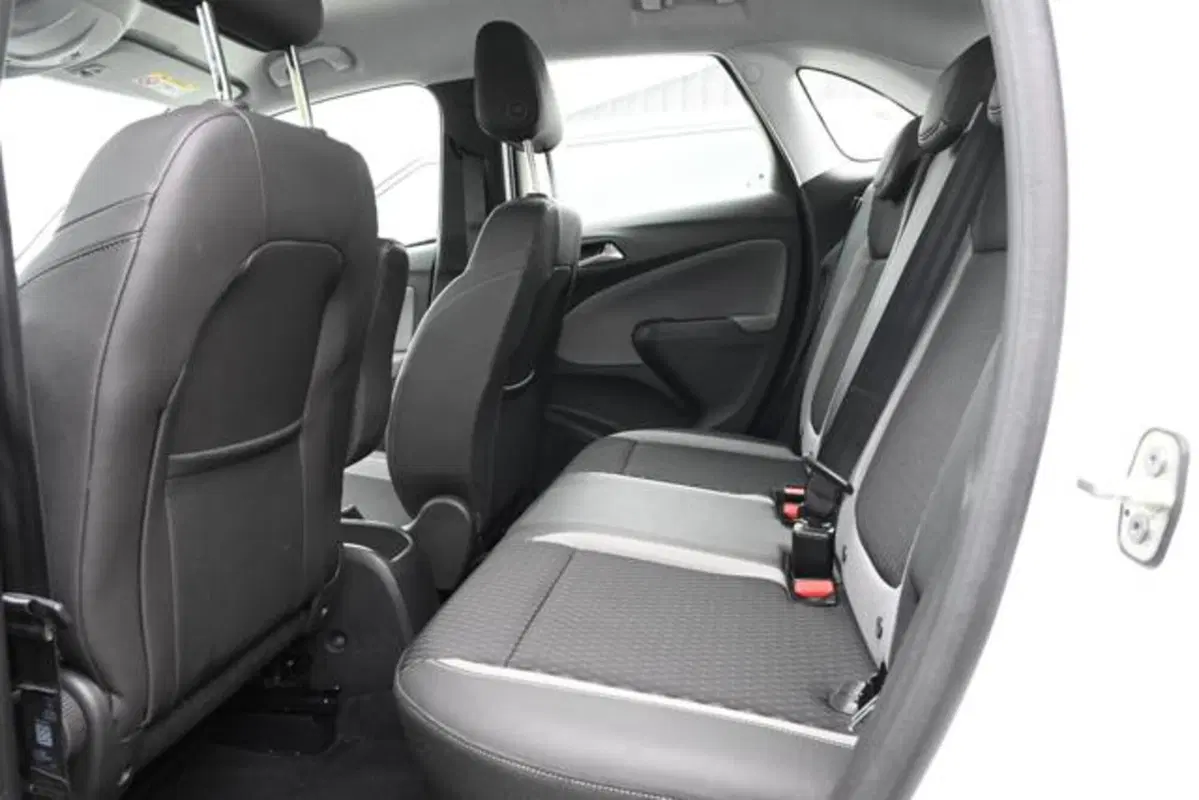 Opel Crossland X usata a Torino (10)