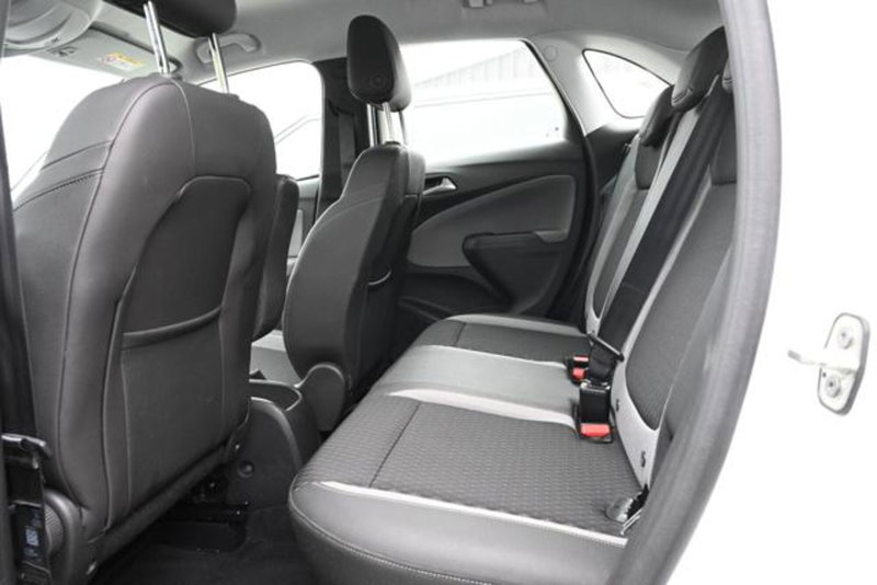 Opel Crossland X usata a Torino (10)