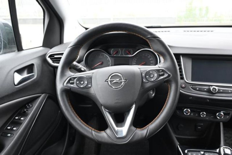 Opel Crossland X usata a Torino (11)