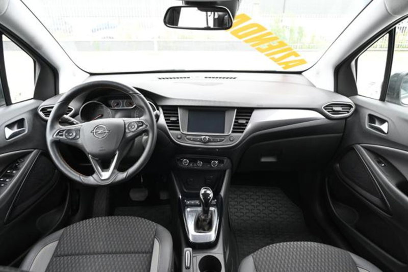 Opel Crossland X usata a Torino (6)