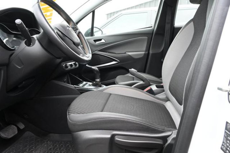 Opel Crossland X usata a Torino (8)