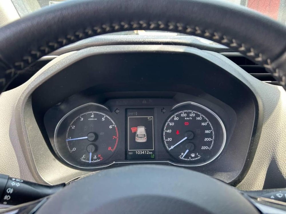 Toyota Yaris usata a Torino (14)